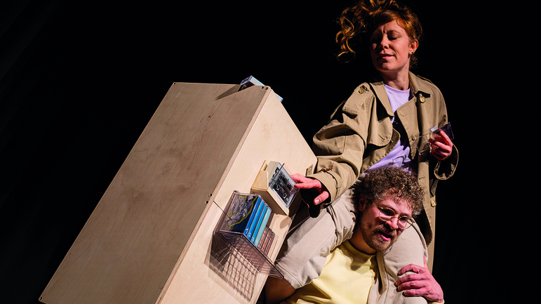 Prinzip Rauschen - Retro - Ein Objekttheater über das Spielen